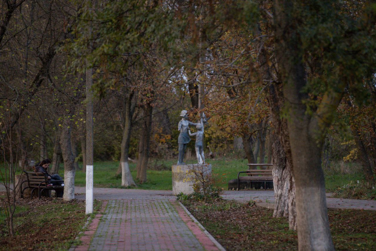 Парк в Юровке будет обновлен в два этапа Парк в Юровке будет обновлен в два этапа