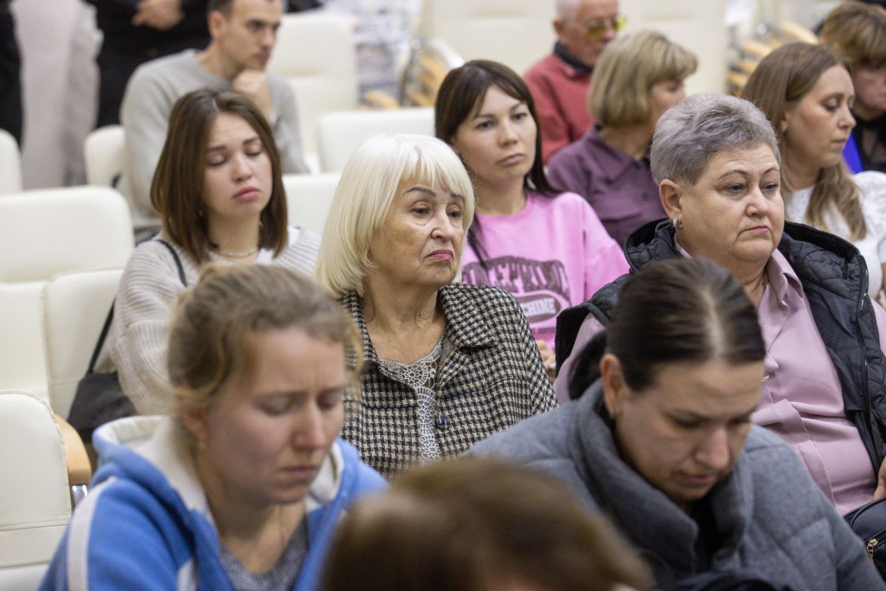 В Юровке состоялся выездной прием граждан В Юровке состоялся выездной прием граждан