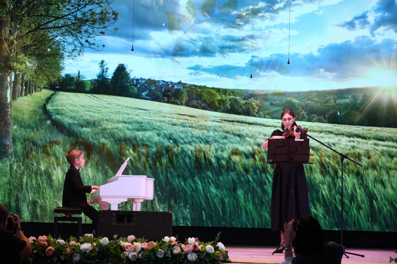 В Краснодарском крае подвели итоги творческого фестиваля для особенных детей «Солнце в ладонях» В Краснодарском крае подвели итоги творческого фестиваля для особенных детей «Солнце в ладонях»