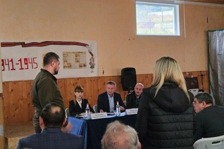 В Сочи прошла встреча с жителями села Васильевка