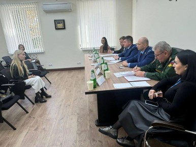 Заместителем прокурора Краснодарского края Алексеем Полубояровым в Туапсинской межрайонной прокуратуре проведен прием членов семей участников специальной военной операции