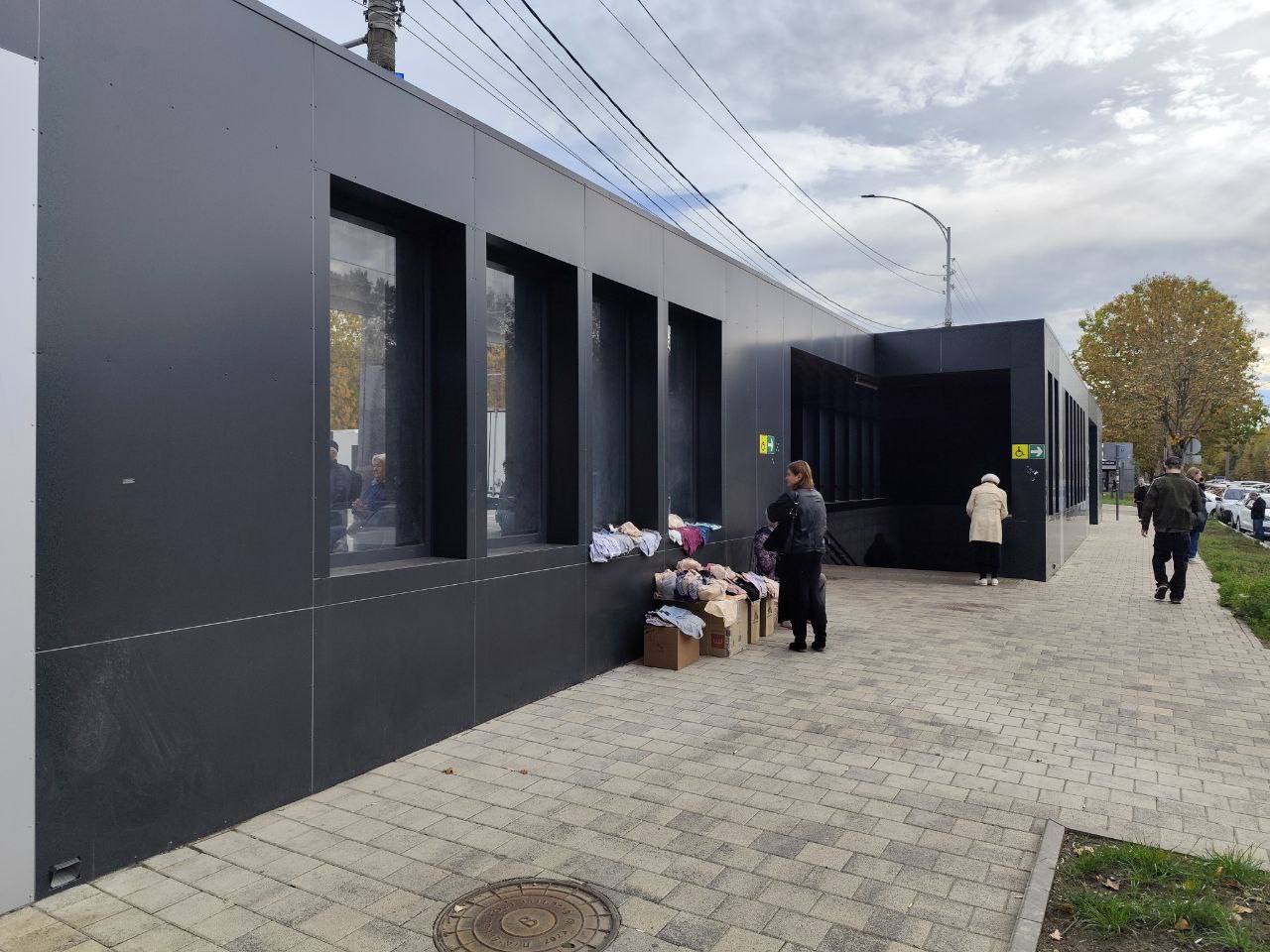 Евгений Наумов: Две недели назад на аппаратном совещании поручил усилить рейды по незаконной уличной торговле в городе Евгений Наумов: Две недели назад на аппаратном совещании поручил усилить рейды по незаконной уличной торговле в городе