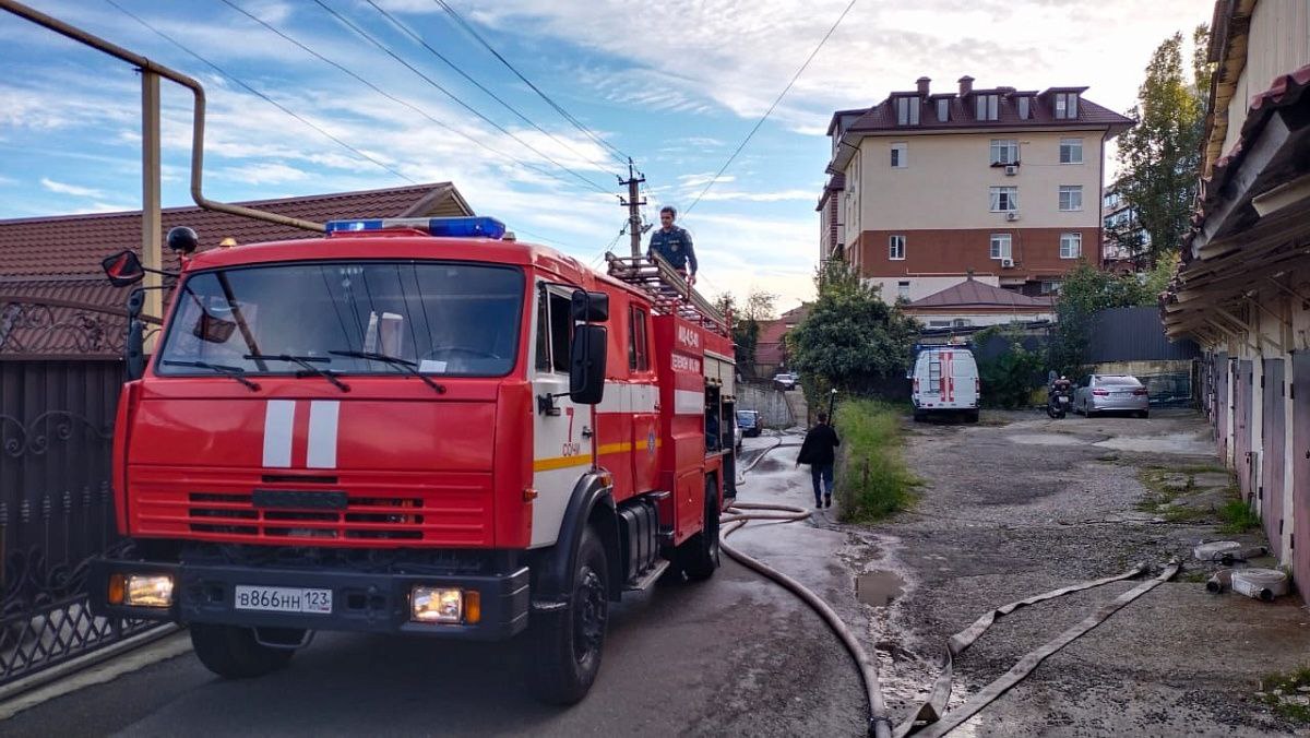 В Сочи прошло заседание оперативного штаба по ликвидации последствий пожара в доме на улице Альпийской В Сочи прошло заседание оперативного штаба по ликвидации последствий пожара в доме на улице Альпийской