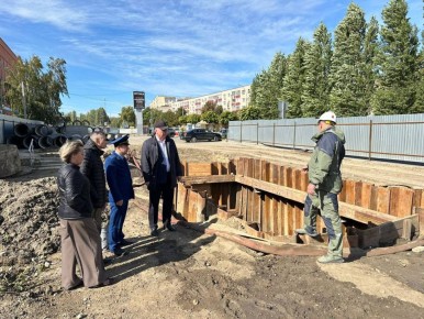 Прокуратурой Кавказского района проведено выездное совещание, посвященное вопросам ремонта объектов, проводимого при реализации национального проекта на территории муниципалитета