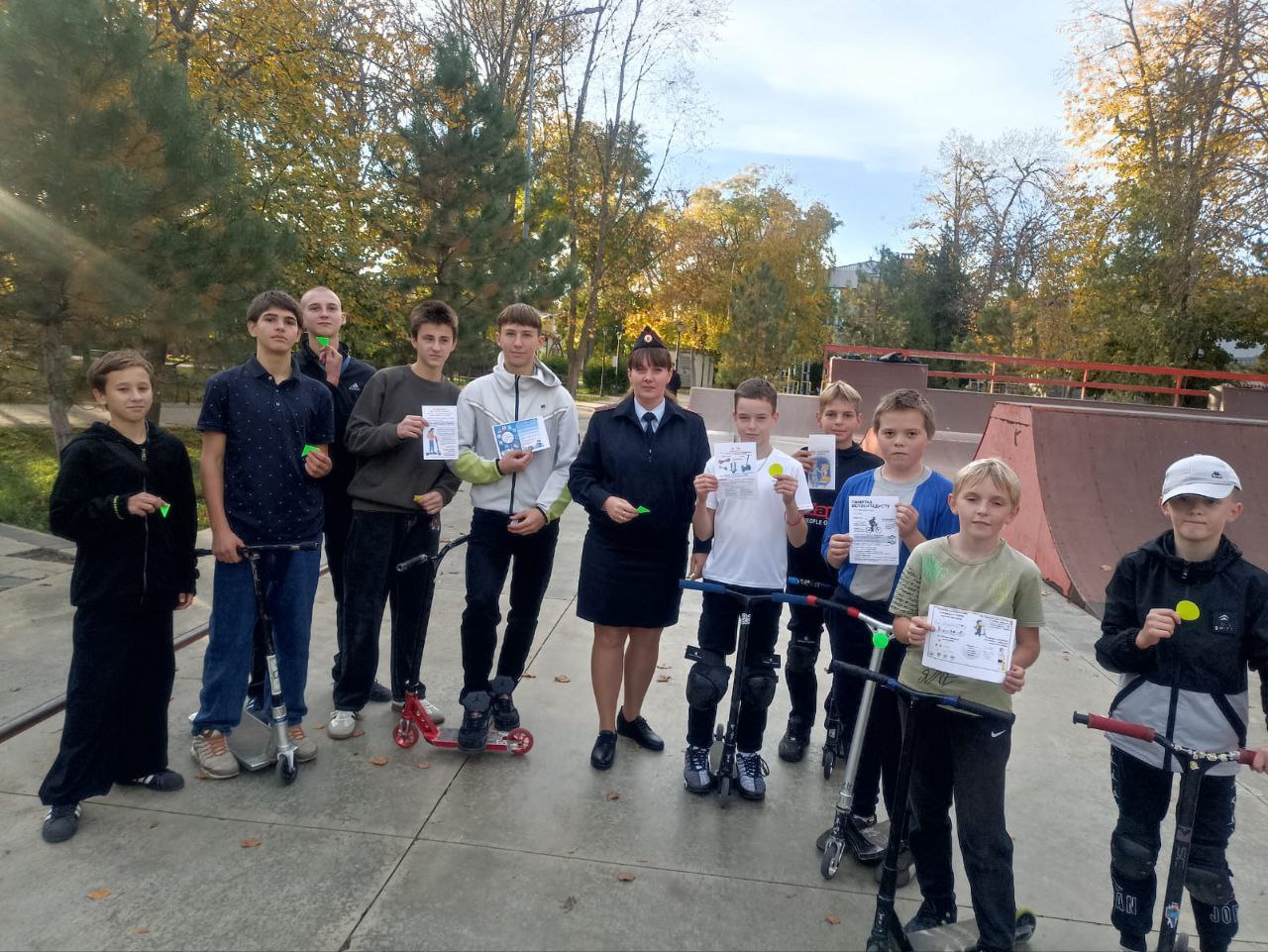 В рамках операции «Внимание-дети!» сотрудники Госавтоинспекции Приморско-Ахтарского района провели акцию «Безопасно, если по правилам!» В рамках операции «Внимание-дети!» сотрудники Госавтоинспекции Приморско-Ахтарского района провели акцию «Безопасно, если по правилам!»