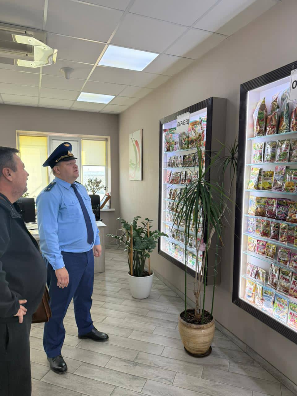 Прокурор Северского района с рабочим визитом посетил промышленные площадки предприятия ООО «ПромАгроПак» Прокурор Северского района с рабочим визитом посетил промышленные площадки предприятия ООО «ПромАгроПак»