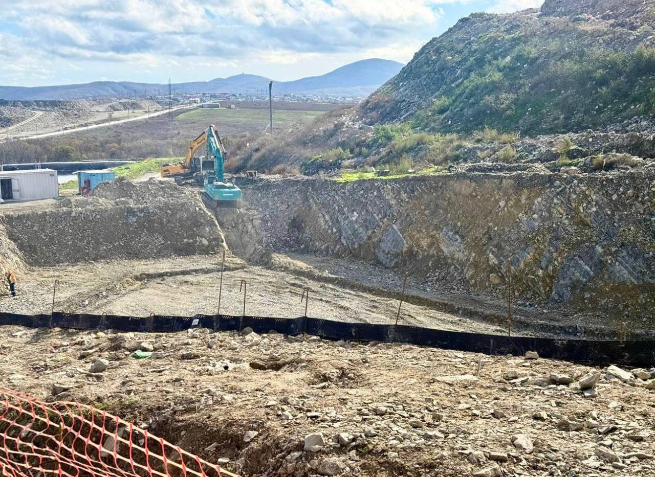 Денис Буцаев и Евгений Пергун проинспектировали комплекс по обращению с твердыми коммунальными отходами в Новороссийске Денис Буцаев и Евгений Пергун проинспектировали комплекс по обращению с твердыми коммунальными отходами в Новороссийске