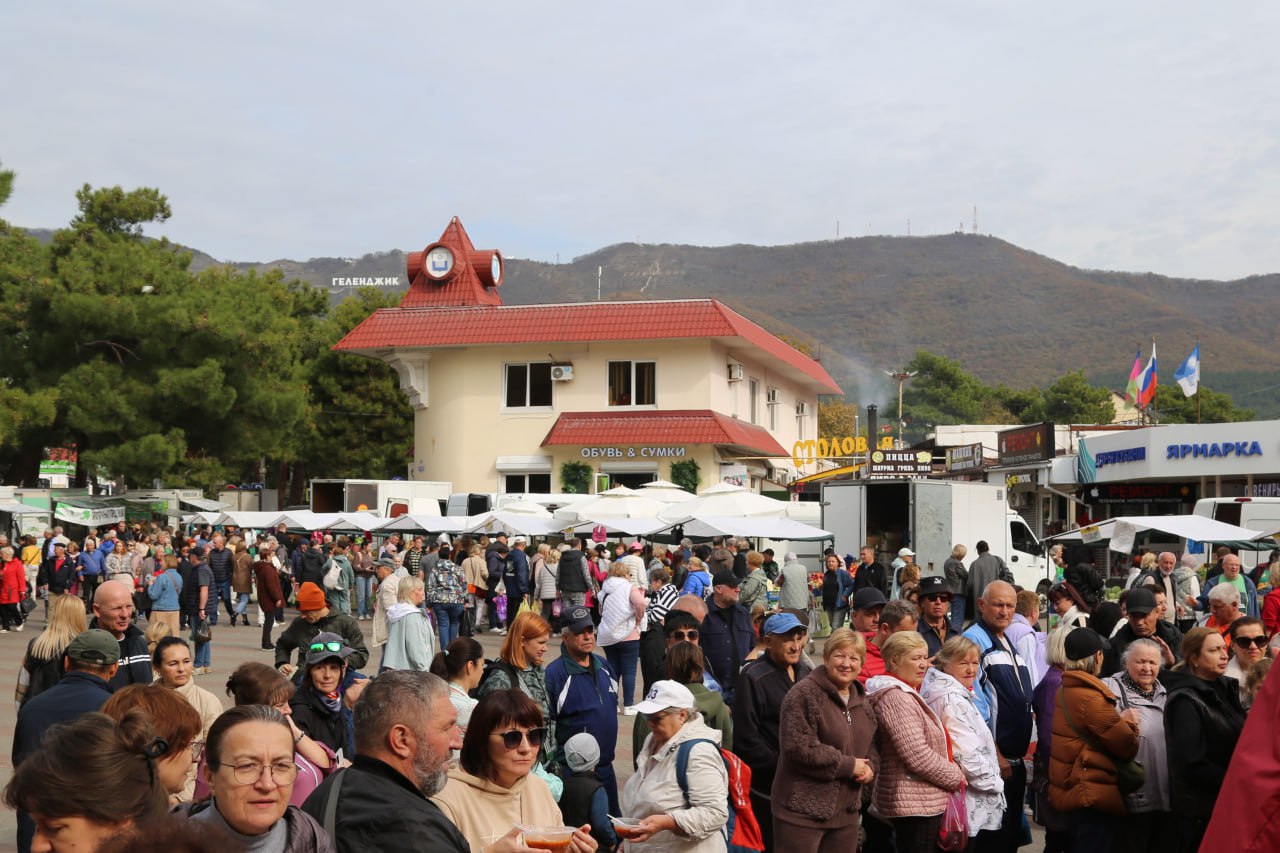Выходные — время ярмарки!. 1 и 2 ноября на Ярмарочной площади соберутся лучшие фермеры и производители Кубани
