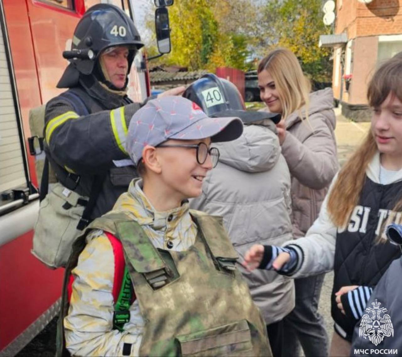 Один день из жизни пожарных: экскурсия для юных лабинцев Один день из жизни пожарных: экскурсия для юных лабинцев