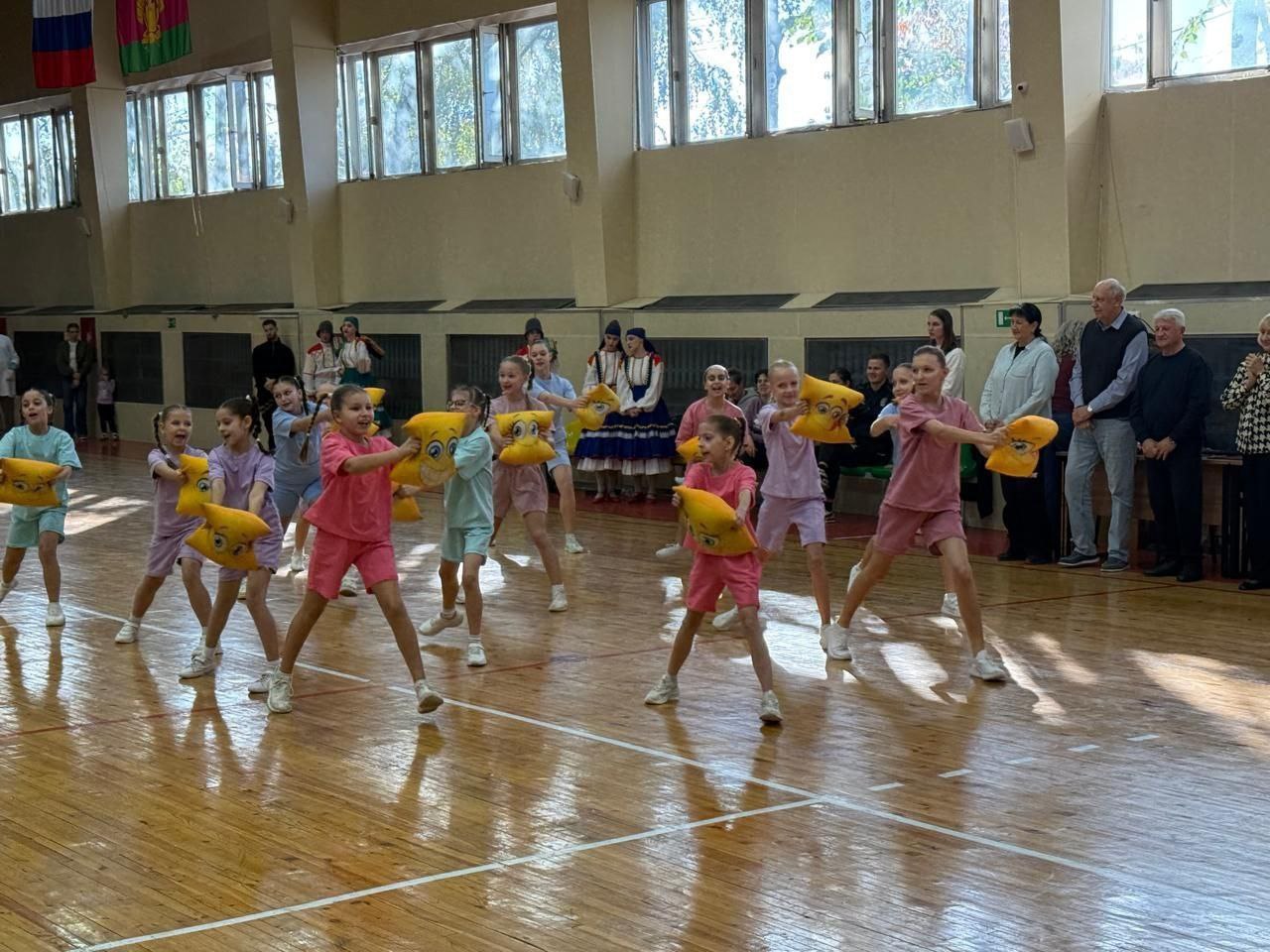 В Краснодаре открыли турнир по гандболу памяти заслуженного тренера СССР Панова В Краснодаре открыли турнир по гандболу памяти заслуженного тренера СССР Панова