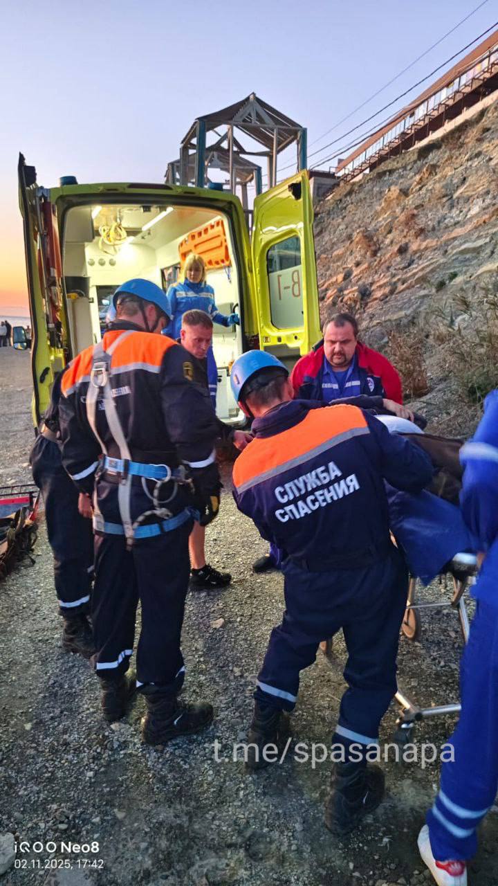 Мужчина сорвался с обрыва в Анапе Мужчина сорвался с обрыва в Анапе