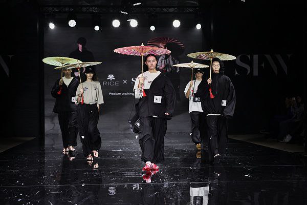 На Неделе моды в Сочи представили коллекцию, посвященную курорту