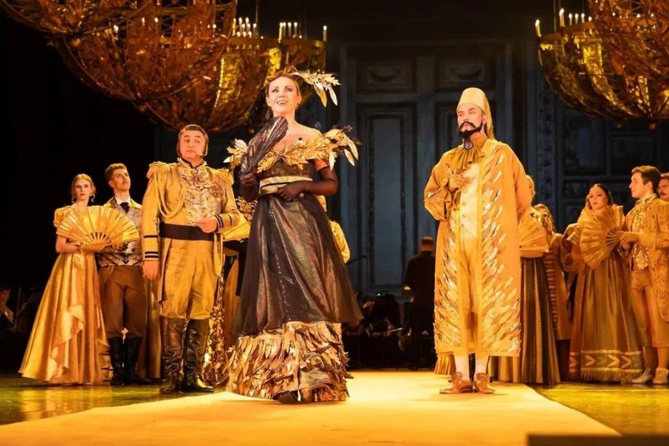 Премьера музыкального спектакля «Первый бал Наташи Ростовой» в Краснодаре Премьера музыкального спектакля «Первый бал Наташи Ростовой» в Краснодаре