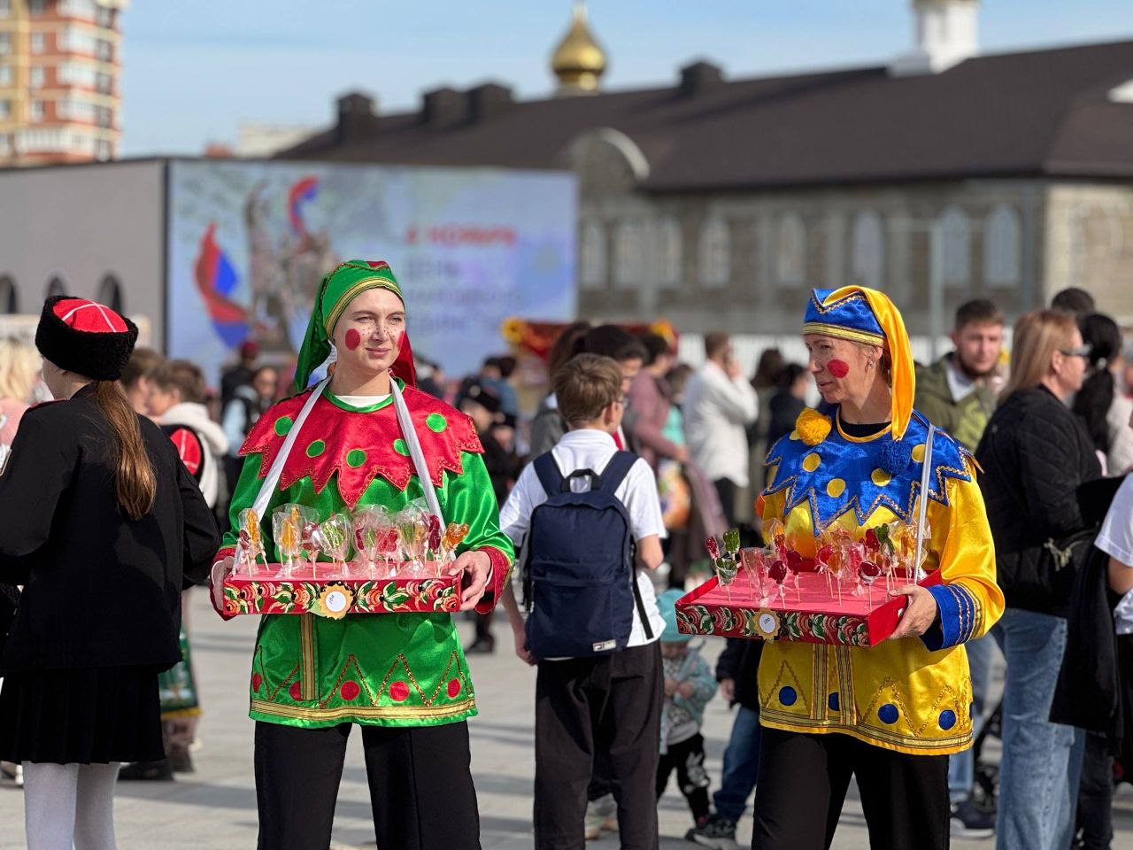 В Анапе открылась Казачья ярмарка В Анапе открылась Казачья ярмарка