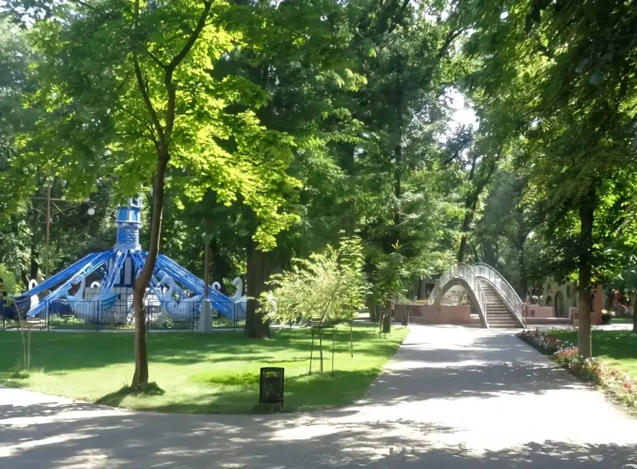 Чистяковской Роще исполнилось 125 лет Чистяковской Роще исполнилось 125 лет