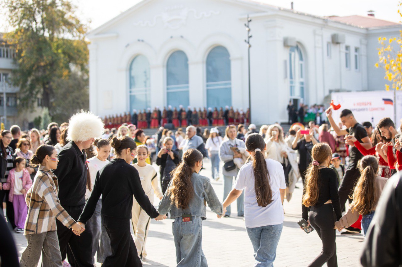 Анапа отмечает День народного единства Анапа отмечает День народного единства