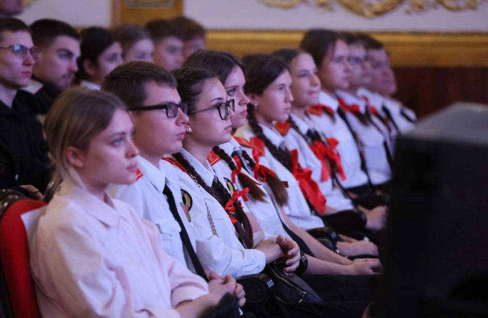 Вениамин Кондратьев: В единстве народов великой страны мы сохраним Краснодарский край и Россию для будущих поколений Вениамин Кондратьев: В единстве народов великой страны мы сохраним Краснодарский край и Россию для будущих поколений