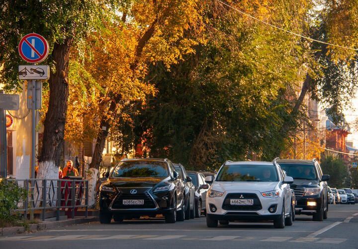 Огромные пробки в сторону Краснодара сковали трассу М-4 «Дон»