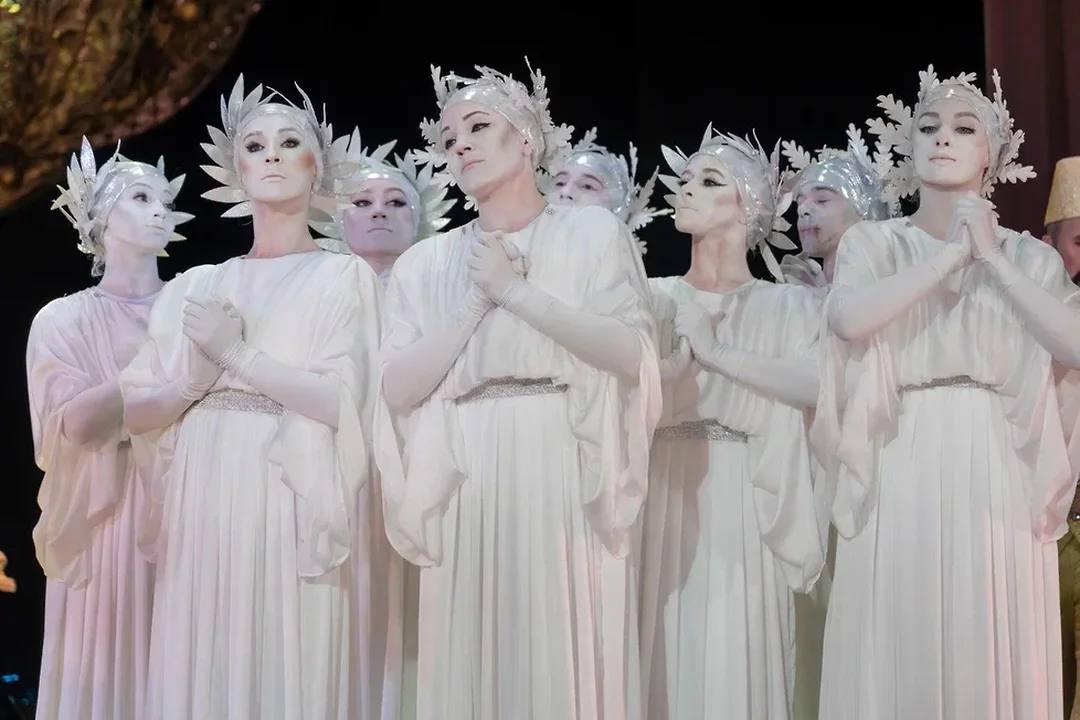 Премьера музыкального спектакля «Первый бал Наташи Ростовой» в Краснодаре Премьера музыкального спектакля «Первый бал Наташи Ростовой» в Краснодаре