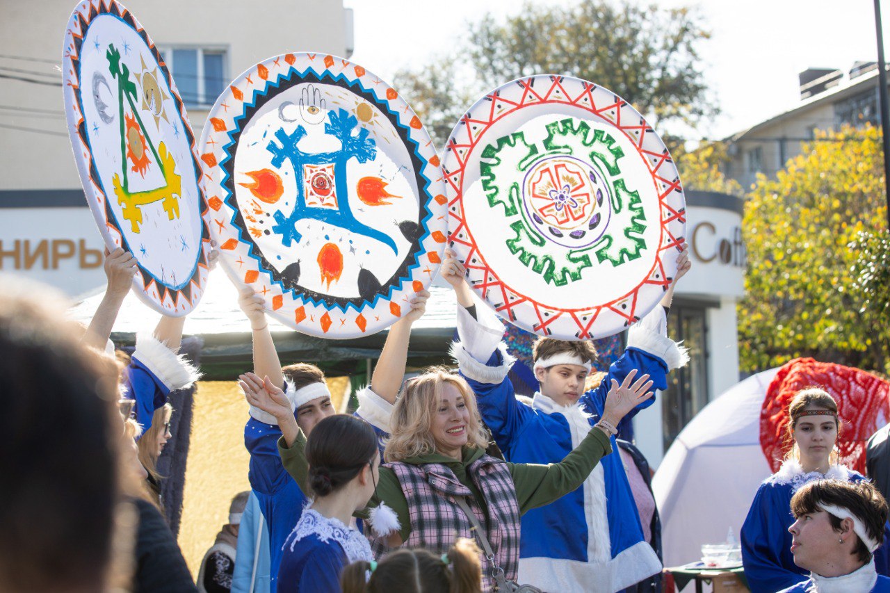 Анапа отмечает День народного единства Анапа отмечает День народного единства