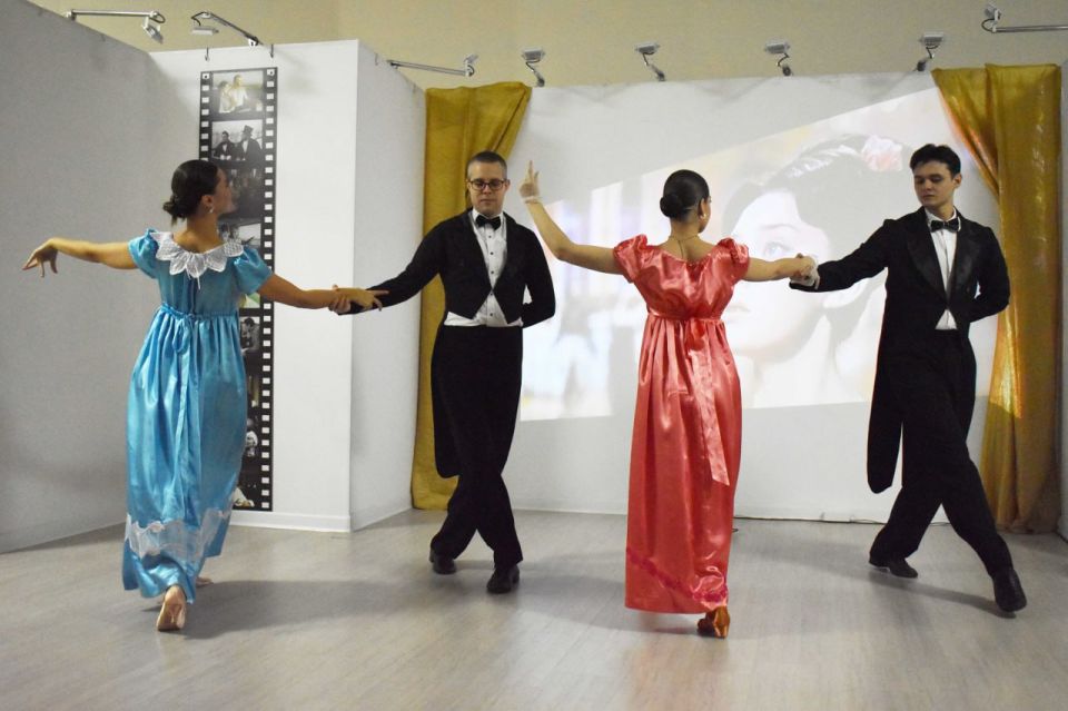 В преддверии Дня народного единства в Художественном музее им. И.А. Арзамасцева прошла Всероссийская акция – "Ночь искусств" В преддверии Дня народного единства в Художественном музее им. И.А. Арзамасцева прошла Всероссийская акция – "Ночь искусств"