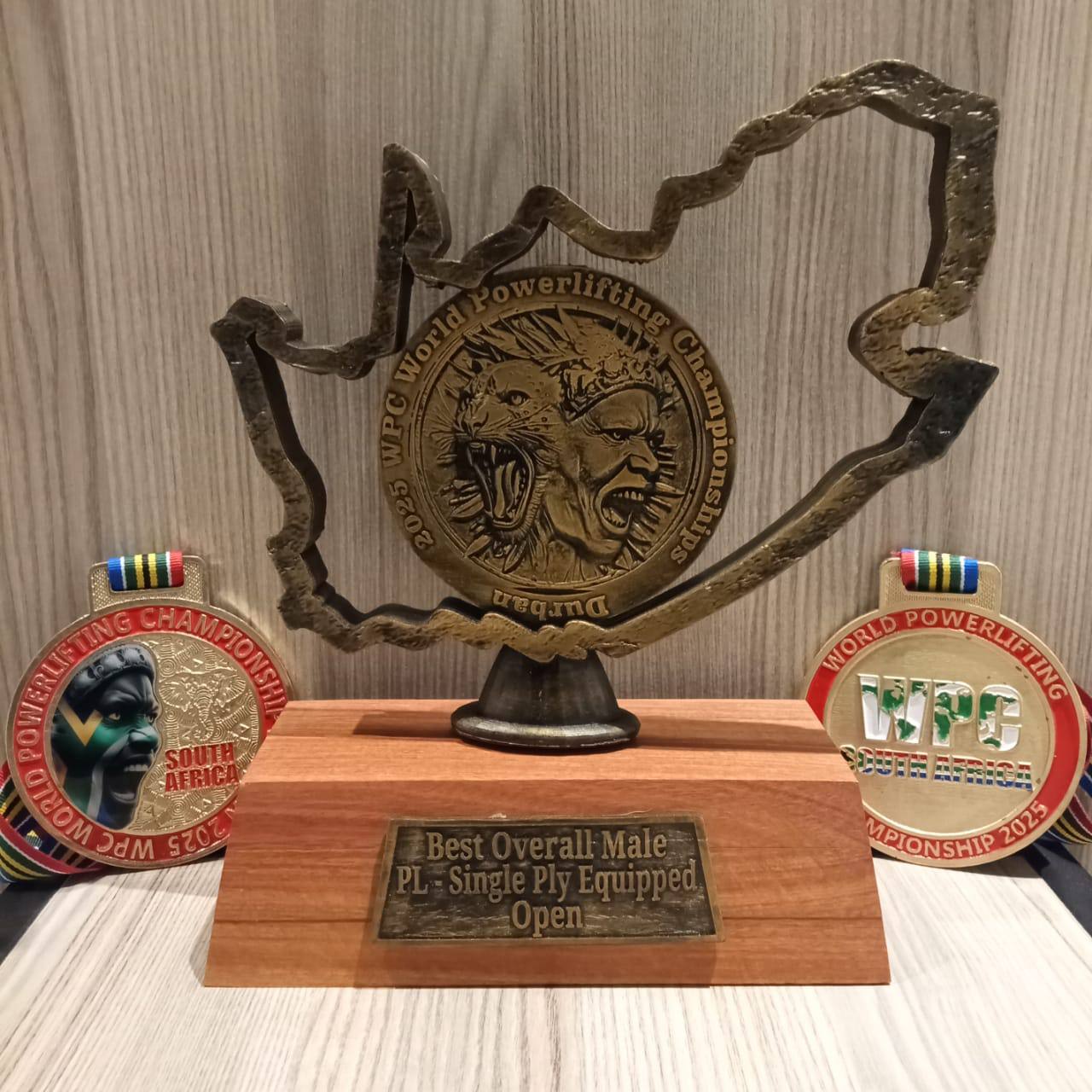 Золото мира по пауэрлифтингу забрал Александр Полфунтиков из Горячего Ключа Золото мира по пауэрлифтингу забрал Александр Полфунтиков из Горячего Ключа