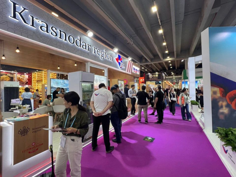 Кубанские компании провели более 400 переговоров с потенциальными покупателями на Кантонской ярмарке в Китае Кубанские компании провели более 400 переговоров с потенциальными покупателями на Кантонской ярмарке в Китае