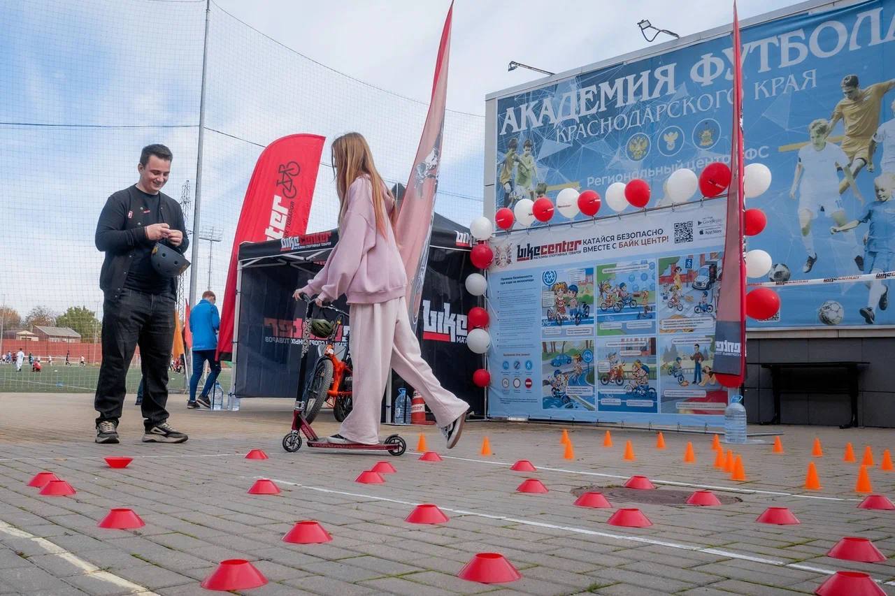 В Краснодаре состоялся футбольный турнир, посвященный Дню сотрудника органов внутренних дел Российской Федерации В Краснодаре состоялся футбольный турнир, посвященный Дню сотрудника органов внутренних дел Российской Федерации