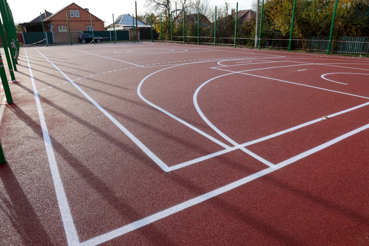 Андрей Харченко: Уже через две недели в Старой Станице откроется новая спортивная площадка Андрей Харченко: Уже через две недели в Старой Станице откроется новая спортивная площадка