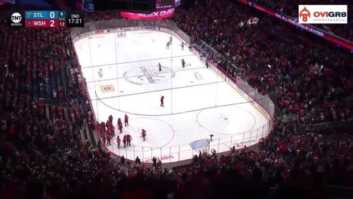 Александр Овечкин забил свою 900 шайбу — это исторический рекорд НХЛ