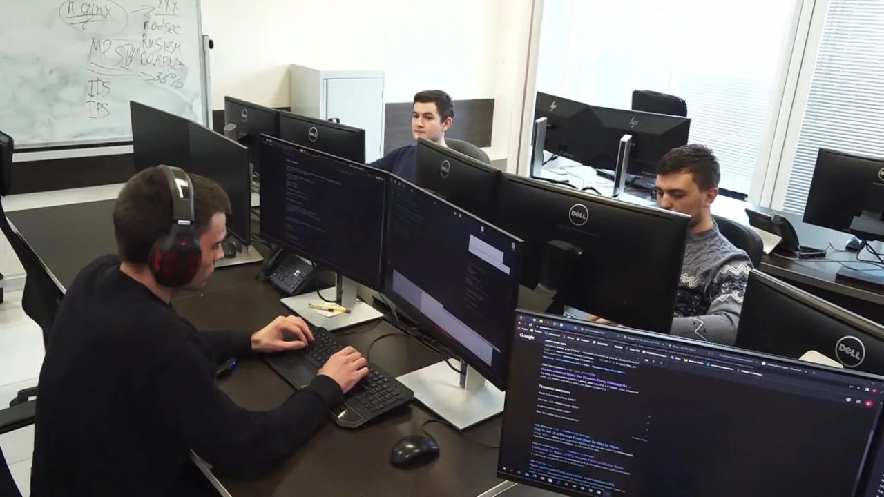 Российские школьники примут участие в олимпиаде по программированию «Технокубок»