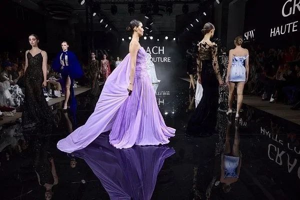 Неделя моды в Сочи завершилась показом новой коллекции обладателя гран-при международного конкурса «Стиль Сочи» Неделя моды в Сочи завершилась показом новой коллекции обладателя гран-при международного конкурса «Стиль Сочи»