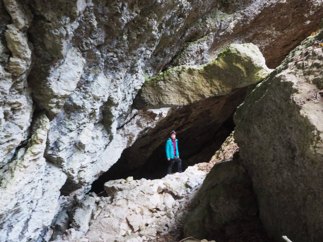 Недра Кубани преподнесли сюрприз: открыта новая пещера в долине реки Кизинчи Недра Кубани преподнесли сюрприз: открыта новая пещера в долине реки Кизинчи