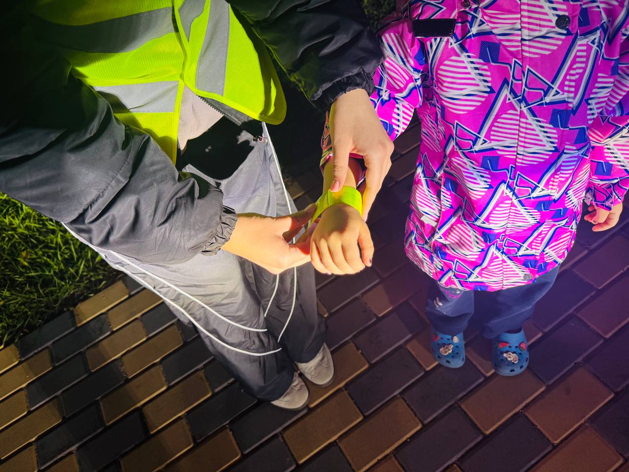 «Засветись — стань заметней!» – акция по дорожной безопасности «Засветись — стань заметней!» – акция по дорожной безопасности