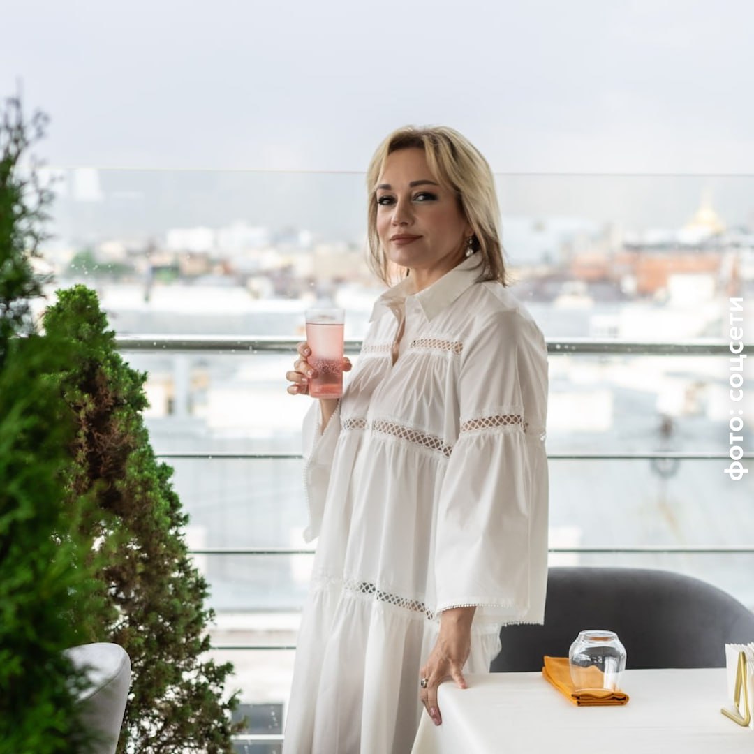 Татьяна Буланова избавилась от проблемного питерского ресторана «Гастрономика по-новому» и выплатила сотрудникам долги после публикации SHOT ПРОВЕРКИ Татьяна Буланова избавилась от проблемного питерского ресторана «Гастрономика по-новому» и выплатила сотрудникам долги после публикации SHOT ПРОВЕРКИ