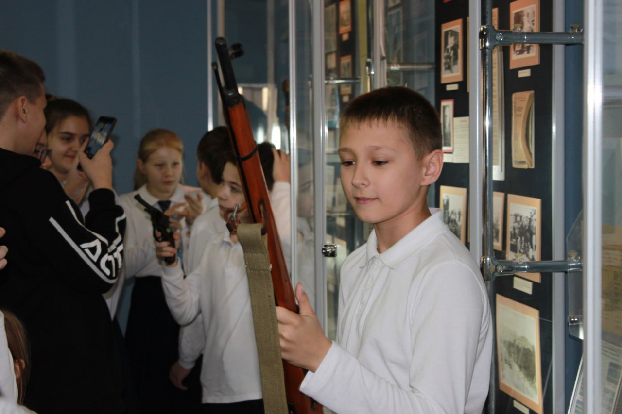 Школьники посетили музей Госавтоинспекции Школьники посетили музей Госавтоинспекции