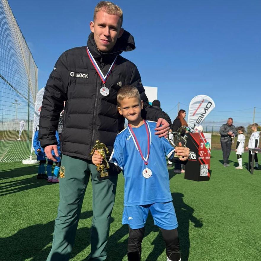 С 30 октября по 1 ноября, в год 100-летия таганрогского футбола, в Таганроге проходил турнир по футболу «Keimo Cup» С 30 октября по 1 ноября, в год 100-летия таганрогского футбола, в Таганроге проходил турнир по футболу «Keimo Cup»