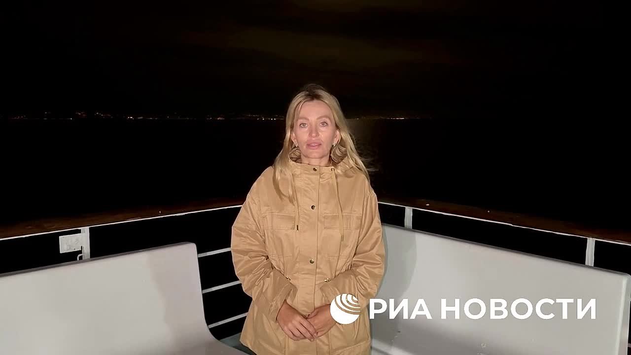 Застряли. 20 человек стали заложниками парома, который должен был привезти их из турецкого Трабзона в российский Сочи