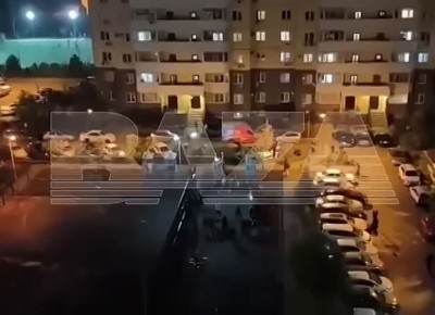 В Краснодаре подростки устроили «Бойцовский клуб» — ломают кости и разбивают лица друг другу прямо во дворе - Baza