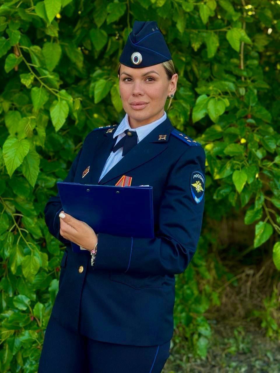 Хороших и безопасных выходных нашим подписчикам желает следователь ОМВД России по Темрюкскому району