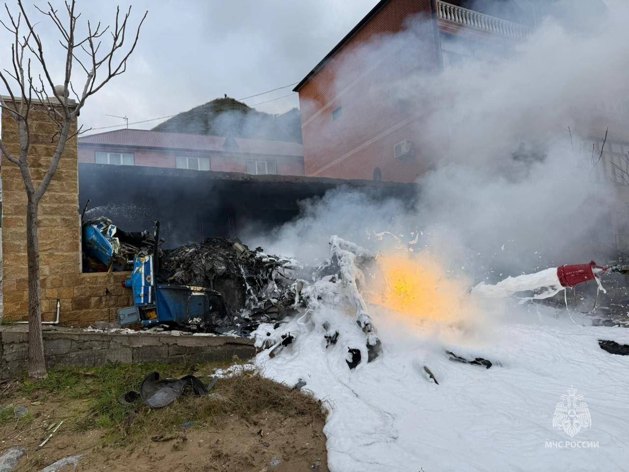 Вертолет с туристами разбился в Дагестане Вертолет с туристами разбился в Дагестане