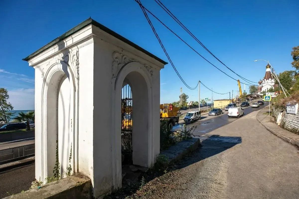 При строительстве Обхода Адлера ведется работа по сохранению нескольких архитектурных памятников Сочи При строительстве Обхода Адлера ведется работа по сохранению нескольких архитектурных памятников Сочи