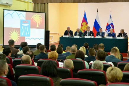 Глава Сочи Андрей Прошунин провел встречу с жителями села Нижняя Шиловка