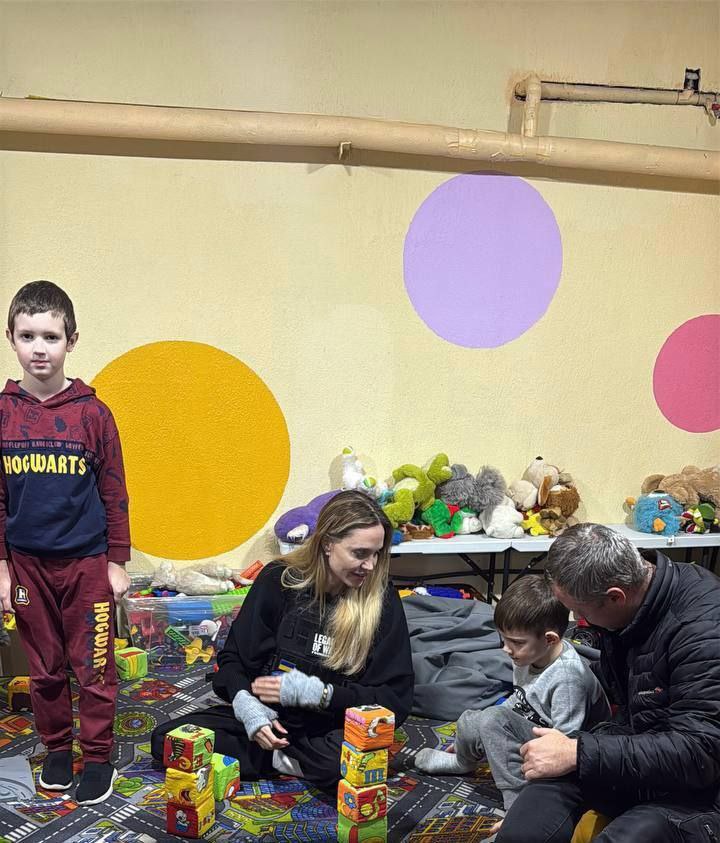 Джоли приехала в оккупированный Херсон поспекулировать на войне, но нарвалась на суровую реальность Джоли приехала в оккупированный Херсон поспекулировать на войне, но нарвалась на суровую реальность