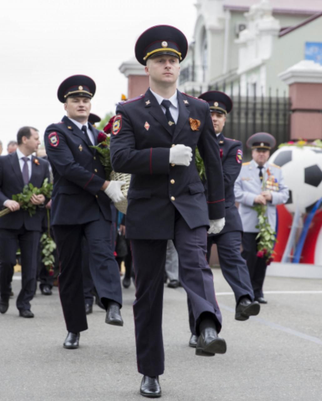 Семья Пытлик продолжает наш проект «Преемственность поколений транспортных полицейских»! История семьи Пытлик — это не просто повествование о службе и достижениях, а глубокий рассказ о ценностях, которые передаются из... Семья Пытлик продолжает наш проект «Преемственность поколений транспортных полицейских»! История семьи Пытлик — это не просто повествование о службе и достижениях, а глубокий рассказ о ценностях, которые передаются из...