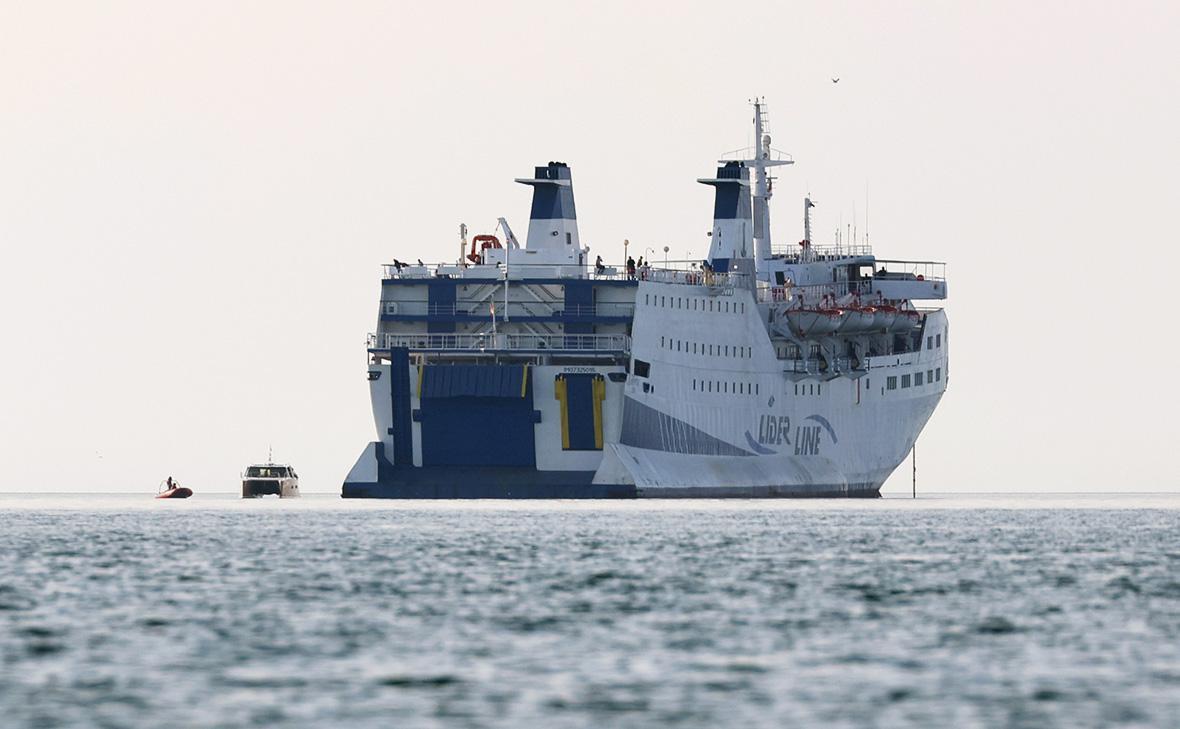 Рейс сорвался из-за отсутствия разрешения: турецкому парому Seabridge с россиянами на борту запретили вход в Сочи