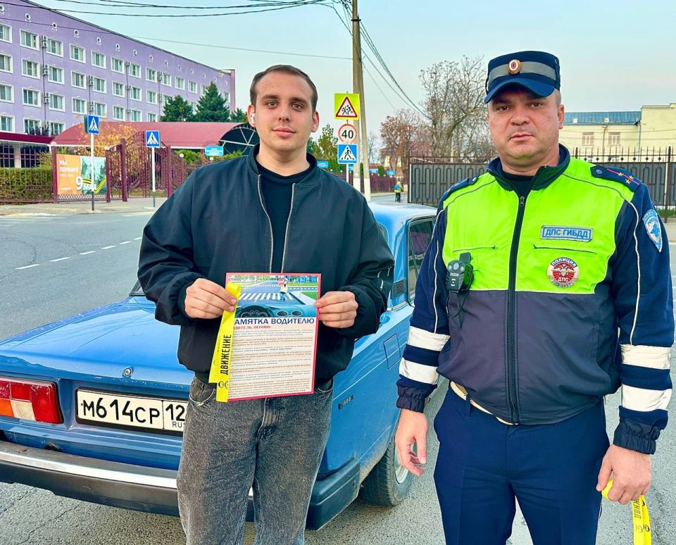 Сотрудники Госавтоинспекции Лабинского района провели профилактическую акцию «Безопасная дорога»