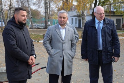 В АРМАВИРСКОЙ ШКОЛЕ №14 ПОЯВИТСЯ СОВРЕМЕННАЯ СПОРТИВНАЯ ЗОНА