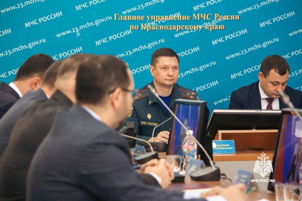 Прошло заседание Правительственной комиссии по предупреждению и ликвидации ЧС и обеспечению пожарной безопасности