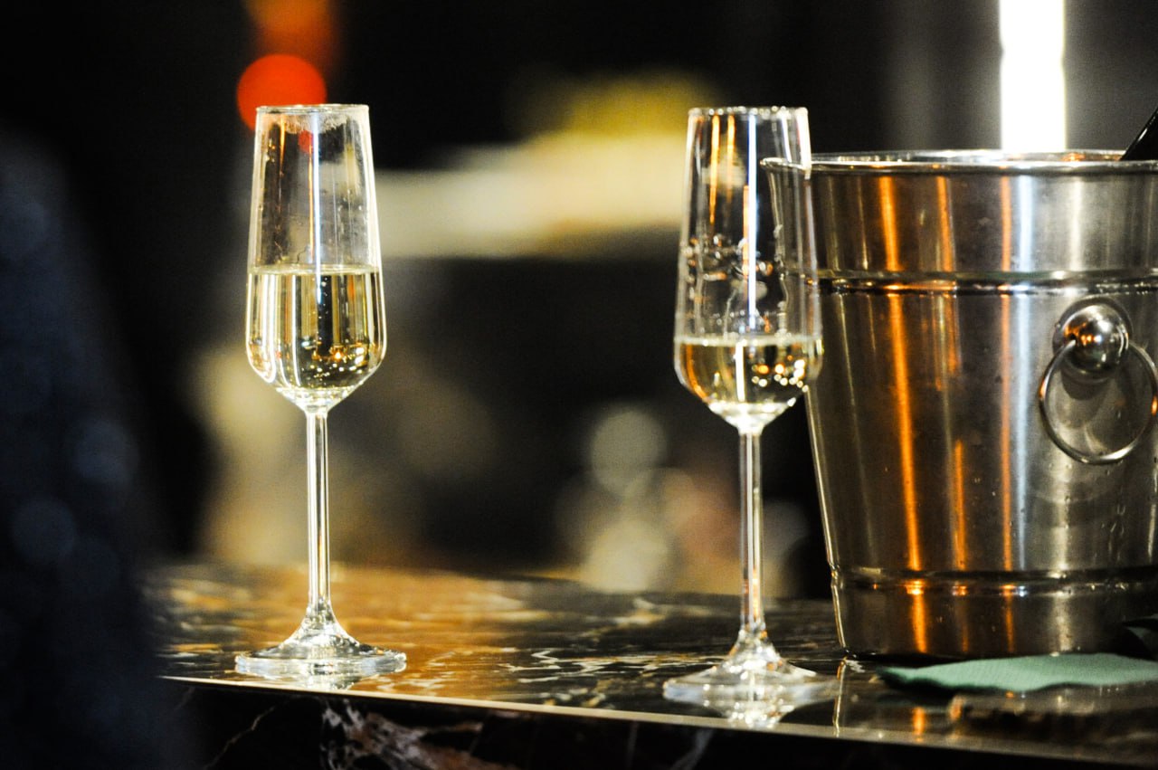 В России предложили запретить продажу алкоголя с декабря и до конца новогодних праздников